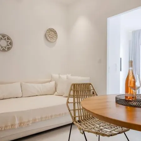 Luxury Center Of - Sleeps 3 *