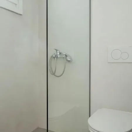 Luxury Center Of - Sleeps 3 *